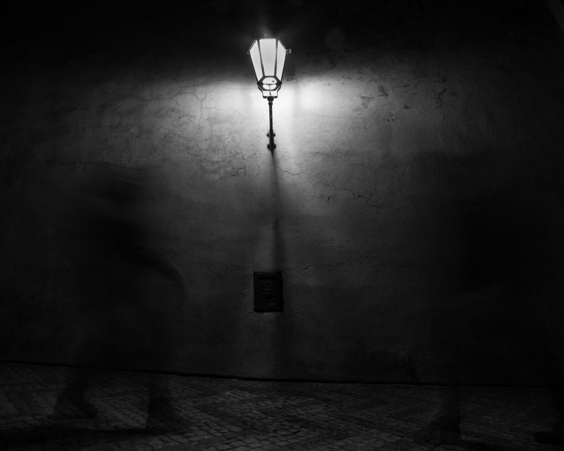Portrait-style fine art photograph from the Meeting series by Ján Špireng